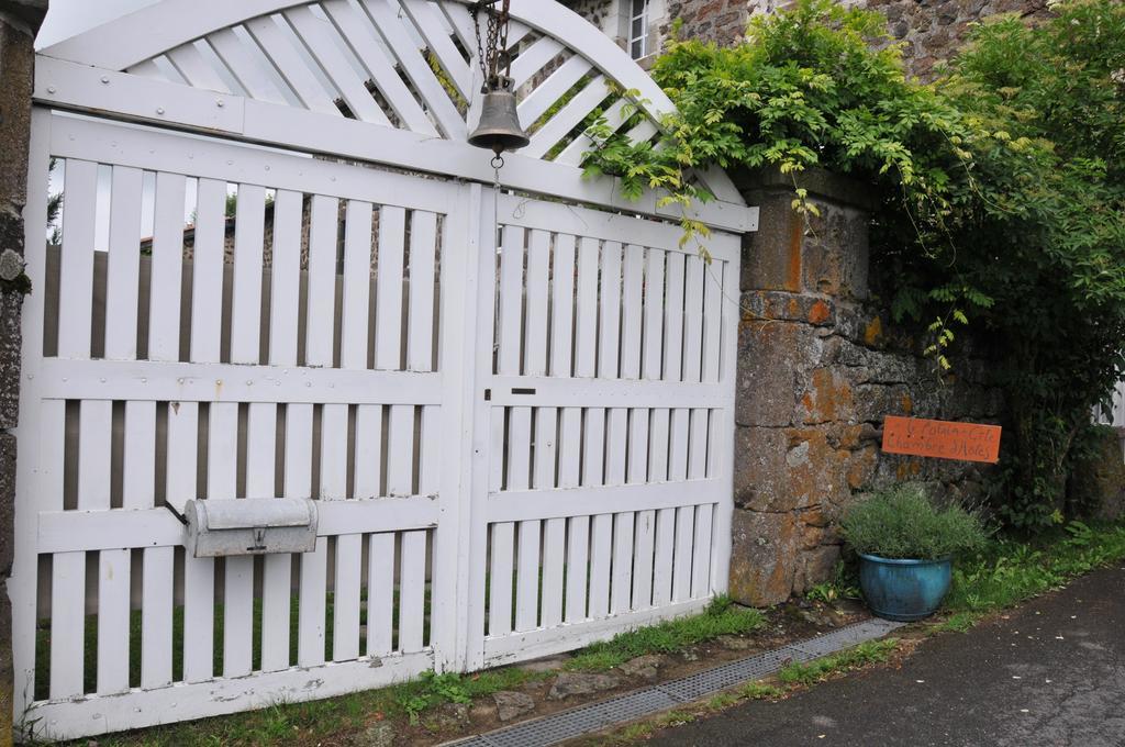 Le Bouchet-Saint-Nicolas Le Potala Bed & Breakfast エクステリア 写真